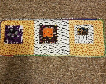 HALLOWEEN TABLE RUNNER- Quilted