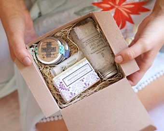 Bridesmaid Gift - Spa Gift Set - Personalized Bridesmaid Gift Box, Bridesmaid Box Bridesmaid Gifts Wedding Bridesmaids Gifts Gift Basket