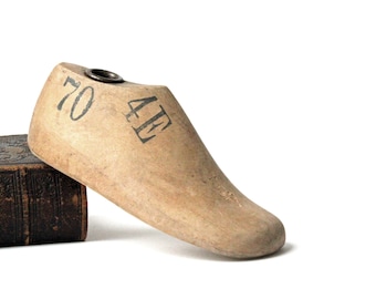 Vintage Wooden Shoe Form - Child