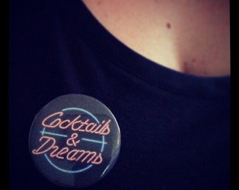 badge "cocktails & dreams"