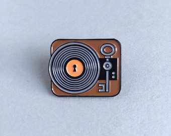 Music enamel pin - Record player - Record player enamel - Vinyl enamel pin - Gift for musician - Music enamel pin - Lapel vinyl pin
