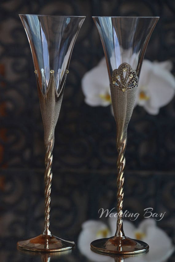 King and Queen crown Anniversary Glasses Bride Groom Glass