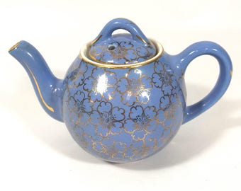 Periwinkle / blue/ cherry blossom/ 2 Cup/ HALL teapot/ gold/ floral teapot