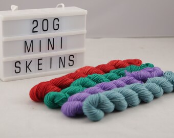 Mini skein contrast superwash merino and nylon 20g