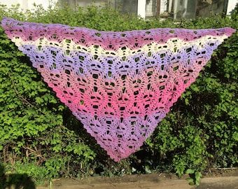 Crochet shawl of lost souls