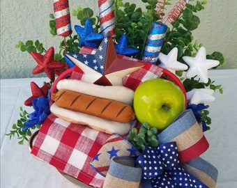 Patriotic Centerpiece -Patiotic arrangement - Patriotic table decoration