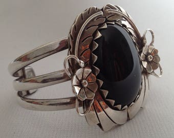 Vintage Sterling Silver .925 Mexico Black Onyx Cuff Bracelet