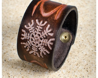 Ægishjálmr, Helm of Awe, leather cuff - 7.5" wearable size