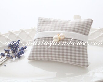 Aromatherapy, French Dried Lavender Sachet with Faux Pearl Charms, Gifts for Her