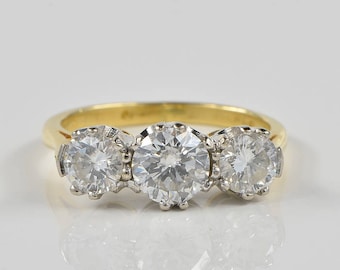 Elegant Art Deco 1.30 Ct diamond trilogy ring