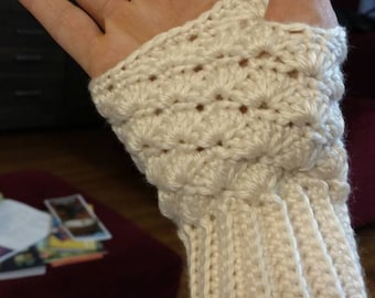 Cute little fingerless gloves