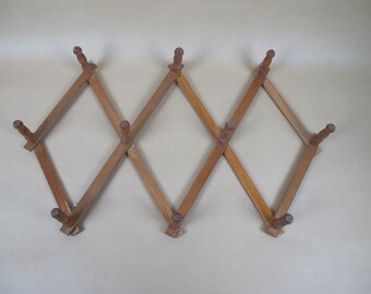 Vintage wooden extendable accordion coat rack. Retro storage. Exctending hanging rack.