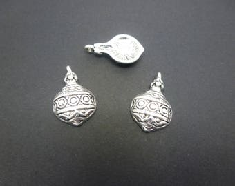 2 ethnic charms rounded 22 * 13mm antique silver (XBA01)