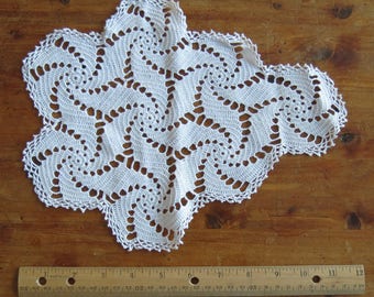 Vintage Hand-crocheted tear-drop doily 9 x 12 inches