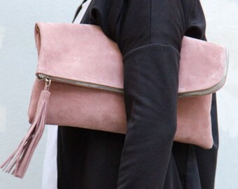 Large leather clutch with tassel in pink