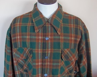1950s Mens Wool Plaid Collared Shirt