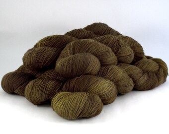366 superwash merino singles yarn 'Danaide'