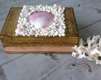 Florentine Seashell Box/Vintage Italian Florentine/Jewelry Box