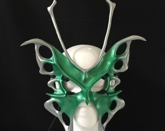 GREEN BUTTERFLY MASK - Fairy Mask, Fairy CosPlay, Butterfly Costume for Halloween Costume or Renaissance Faire Carnival Masquerade Ball