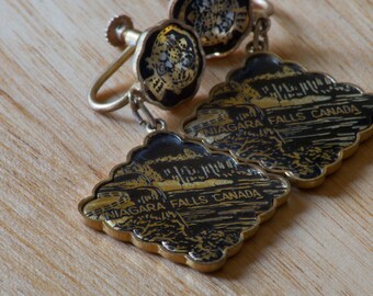 Vintage Niagara Falls Screw Back Earrings