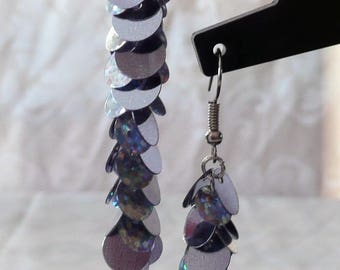 Small earrings glitter 7.5 cm