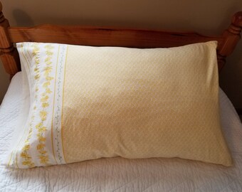 Tommy Hilfiger daisy pillowcase