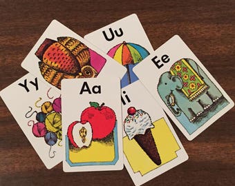 Vintage Alphabet Flash Card - The Nashville Found