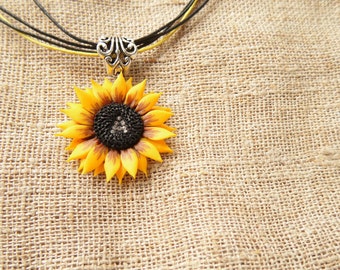 initial necklace Sunflower necklace personalized pendant polymer clay jewelry gift for her wedding jewelry bridesmaid jewelry initial gift
