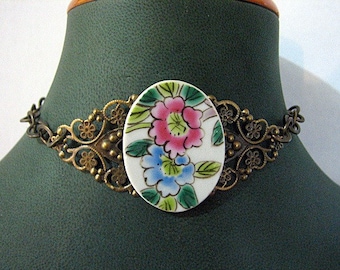 Porcelain Ming Pottery shard choker with Brass chain