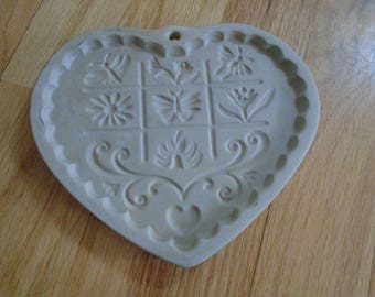 SALE Pampered Chef Garden of the Heart cookie mold 1996
