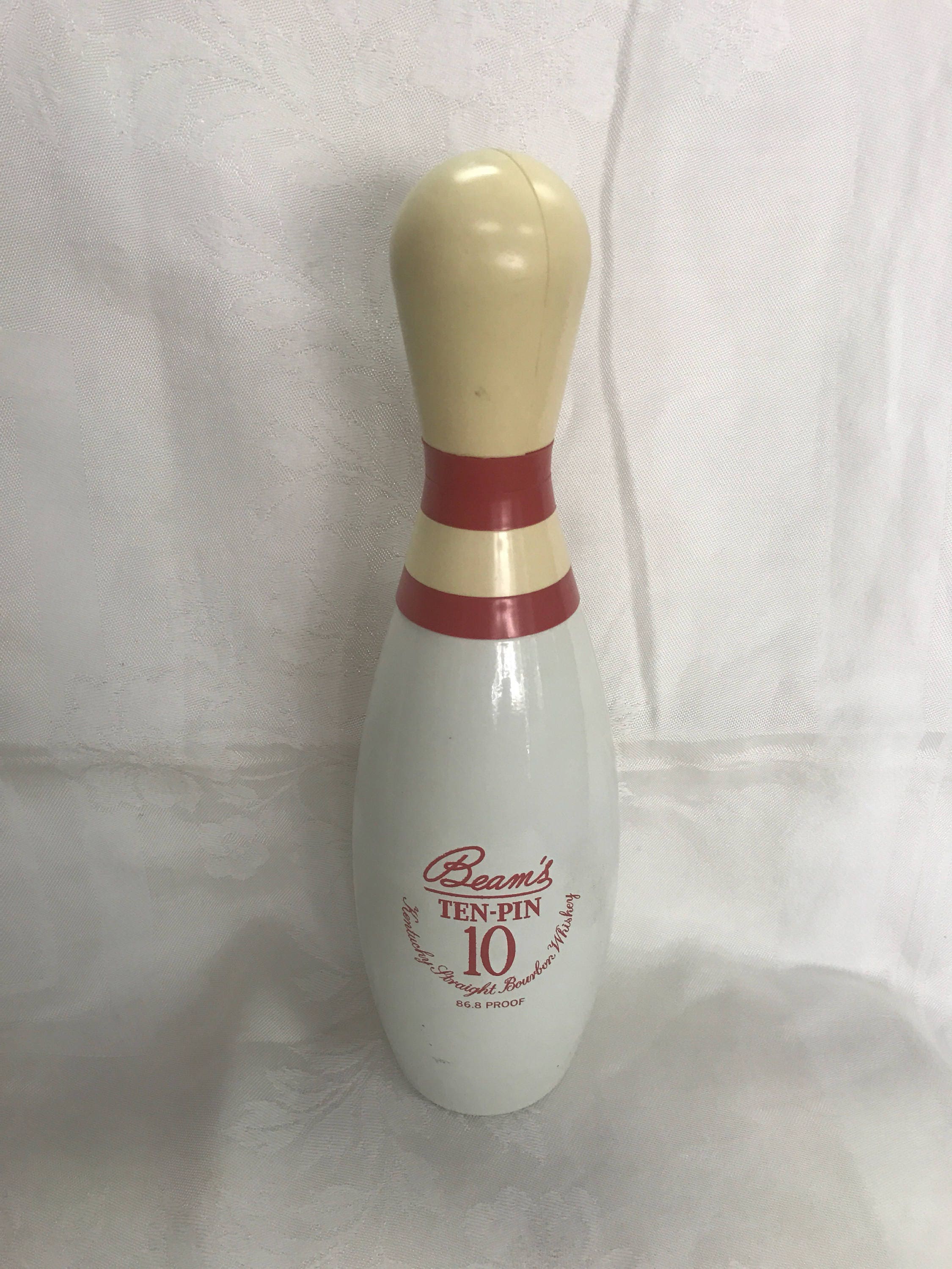 Bowling pin decanter Jim Beam