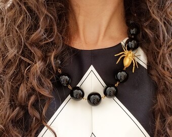 Black Statement Necklace, Insect Jewelry, Black Necklace, Spider Necklace, Bug Necklace, Spider Jewelry, Insect Necklace, Spiders, Halloween