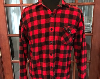 Vintage 1990’s Woolrich Plaid Heavy Wool Shirt