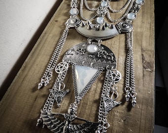 Silver chains pentagram Spiky Cleopatra bib necklace