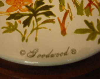 Vintage 1960's Goodwood Mid-Century Hostess Cheese Tray/ Wildflowers Design/ Made in Taiwan/ 11.5 inches x 11.5 inches/ Retro Kitchen Design