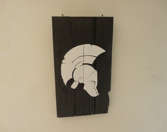 Helmet embossed wooden palette and customizable