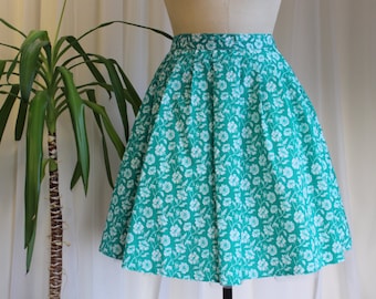 1950s Inspired Green Floral Print Full Circle Skirt, Pin up Rockabilly Skirt, Handmade Polycotton Summer Skirt. 28 inch waist