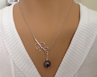 Black Pearl and Leaf Lariat Necklace!!!