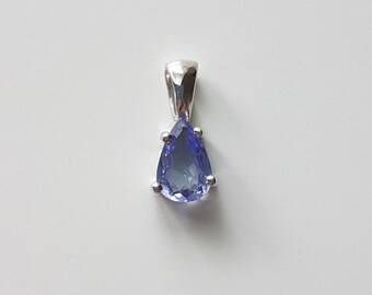 Beautiful 14k White Gold Genuine Tanzanite Pendant - White Gold Pendant w/ Genuine Tanzanite
