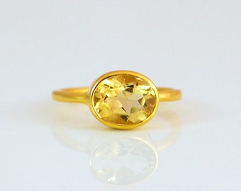 Champagne Citrine Ring, November Birthstone Ring, stackable rings Gemstone, Stacking Ring, Sterling Silver Ring, Oval Cut Ring Gold ring