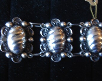 Early Vintage Mexico/Mexican Sterling Silver Bracelet 1940's -50's