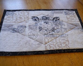 Large Hot Pad, Trivet, Pot Holder, Potholder, Kitchen Mat, Table Mat, Counter Mat, Quilted