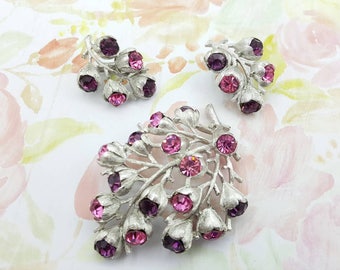 Brooch and Clip earrings Sarah Coventry Wisteria 1962 mint condition