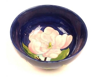 Moorcroft - Limited edition Magnolia bowl