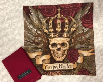 Carpe Noctem Skull Hank