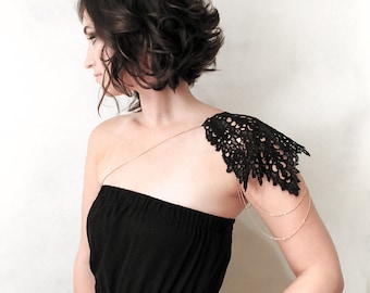 black lace epaulette // ASIYA // shoulder jewelry / body jewelry / bridal jewelry / boho chic jewelry / unique / goddess jewelry, harness