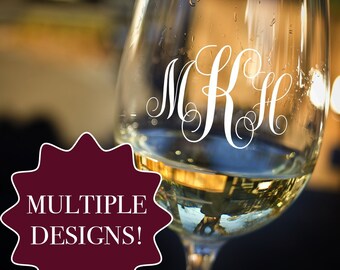 Personalized Etched Wine Glass / Mothers Day Gifts / Bridesmaid Gifts / Gifts for Her / Gifts for Women / Gifts for Wife / Girlfriend Gifts
