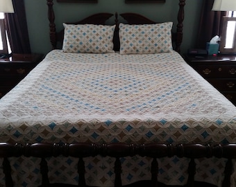 Cathedral Window Quilt - Queen