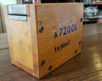 14 Point Type Box: The Monotype Corporation Ltd Salford, Redhill, Surray England UK