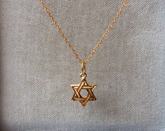 18ct Gold over Sterling Silver Star of David Pendant Necklace.